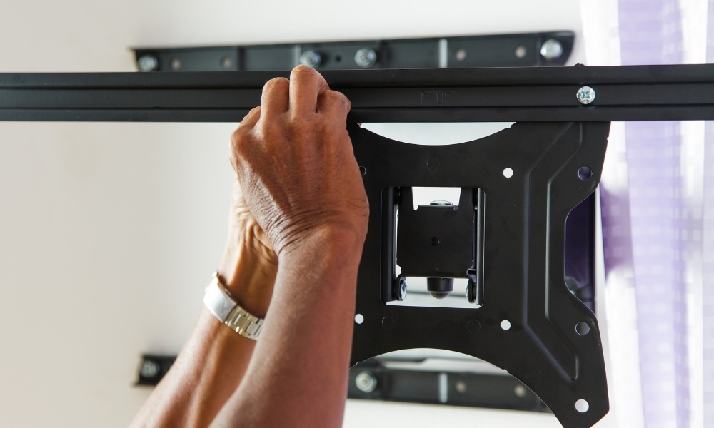 Best TV wall mount | Has the longest extending bracket