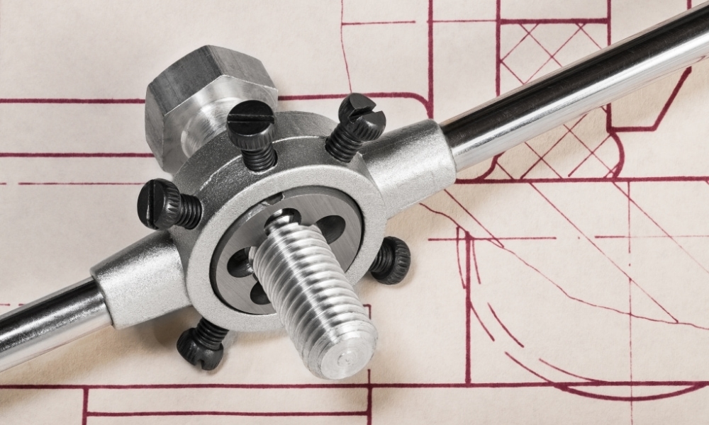 Thread metal like a pro: The best tap and die set