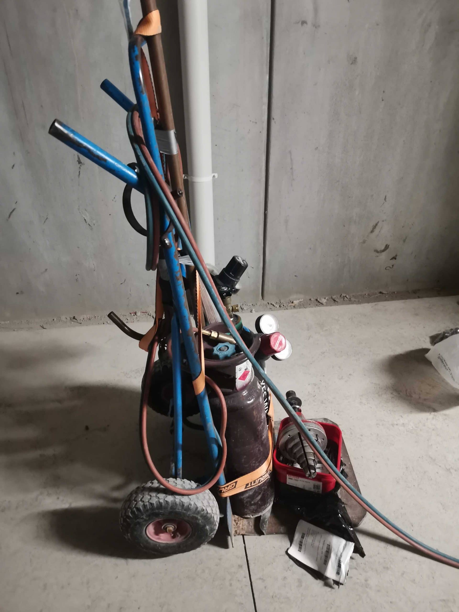 Bringing oxyacetylene torch kit onsite